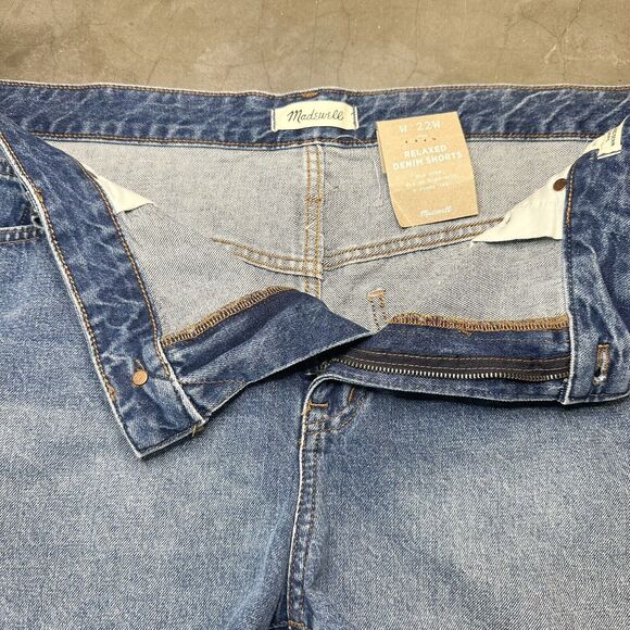 Madewell Relaxed Denim Raw-Hem Edition Shorts Sz 22 - Picture 6 of 7